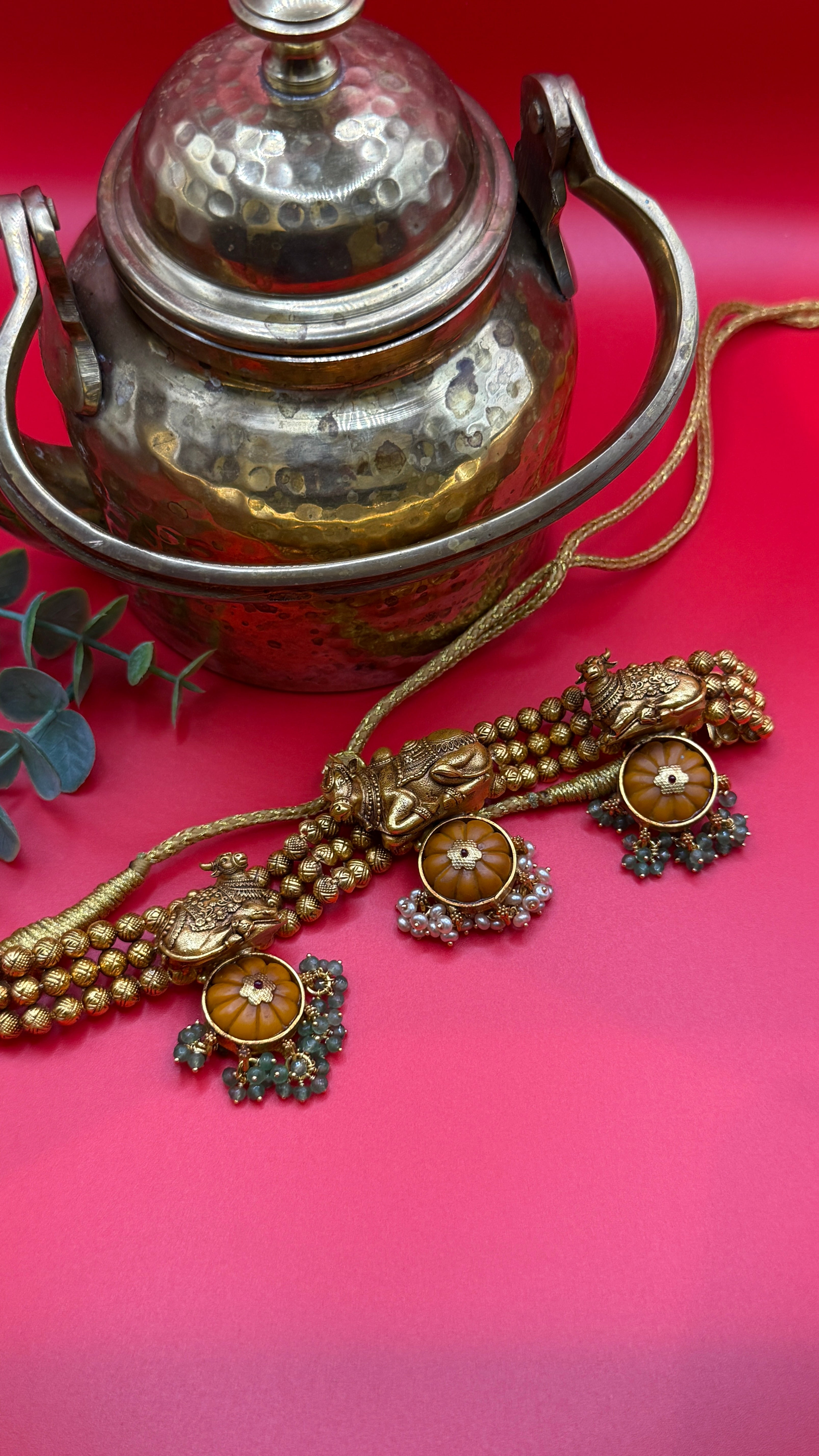 nandi-coral-pure-silver-choker-antique-gold.jpg